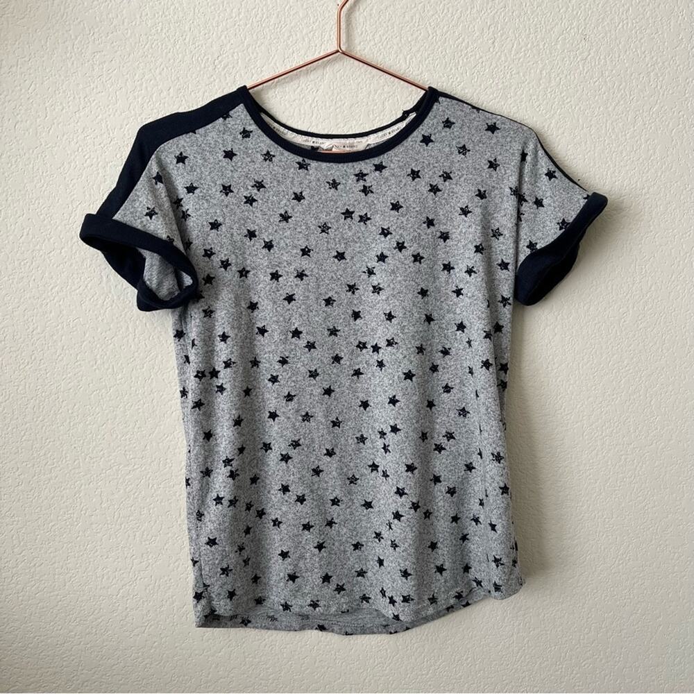Lucky Brand gray navy blue star print short sleeve top